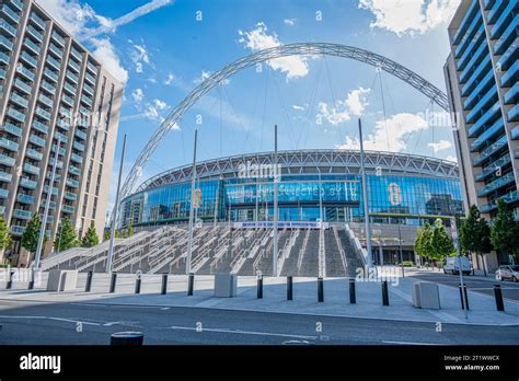 WEMBLEY, ENGLAND, 25TH SEPTEMBER 2023: Entrance to Wembley Stadium from ...