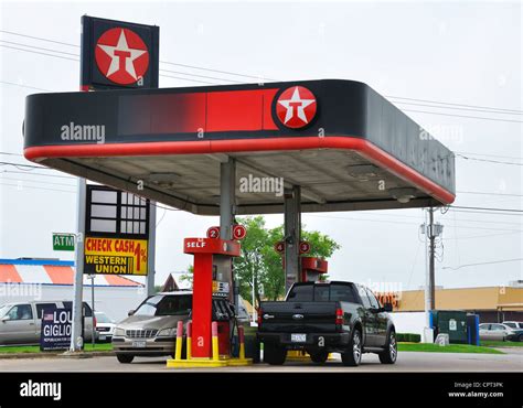 Texaco gas station Stock Photo - Alamy