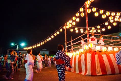 盆踊りとは？由来や歴史、有名な盆踊りも｜いつから始まった？ | 四季の美