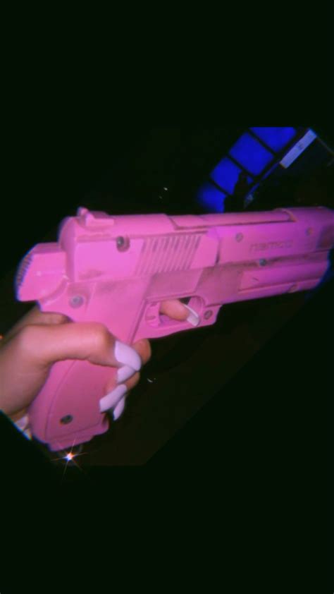 Baddie Wallpapers Gun