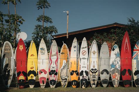 What Size Paddle Board Do I Need? A Complete SUP Sizing Guide - PaddlingSpace.com