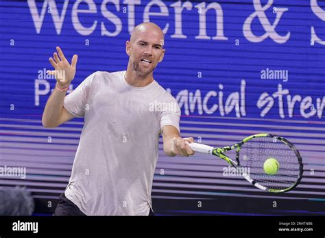 Adrian mannarino forehand hi-res stock photography and images - Alamy