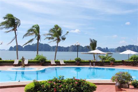 VIETNAM | Tuan Chau Island Holiday Villa Halong Bay Resort