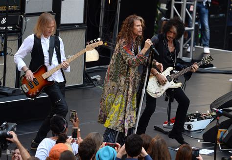 Watch Aerosmith Announce 'Deuces Are Wild' Las Vegas Residency ...