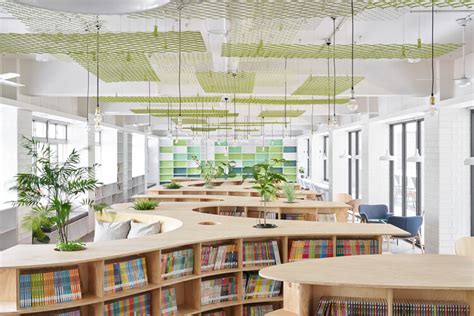 Hankou Junior High School Library / TALI DESIGN | ArchDaily