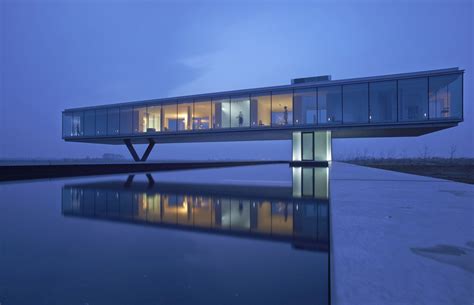 10 Amazing Cantilevered House Designs - Arch2O.com