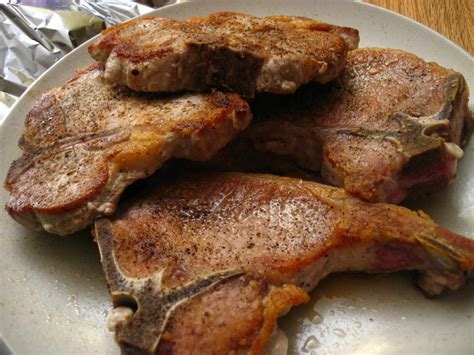 File:Pork chops 167541218.jpg - Wikimedia Commons