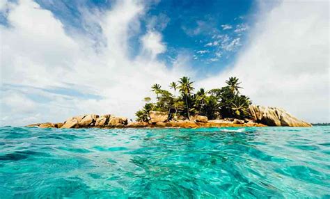 Your Ultimate Guide to Beach Hopping in Seychelles | MakeMyTripBlog