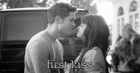 First Kiss GIF - First Kiss Couple Goals Relationship Goals - Discover & Share GIFs