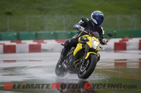 Michelin Pilot Road 4 Review | Motorcycle Tire Test