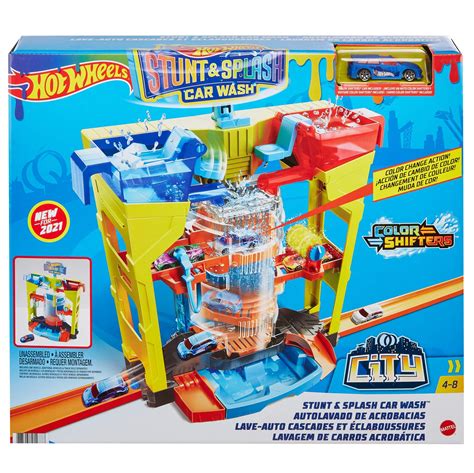 Hot Wheels Stunt Splash Car Wash Playset with One 1:64 Hot Wheels Color Shifter Color Changing ...
