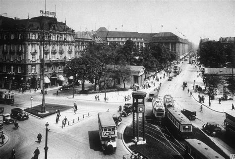 Berlin | Vor 1933. Potsdamer Platz. 1930er Jahren | Potsdamer platz, Berlin, Empire architecture