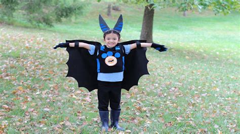 No-Sew Wild Kratts Costume | Crafts for Kids | PBS KIDS for Parents