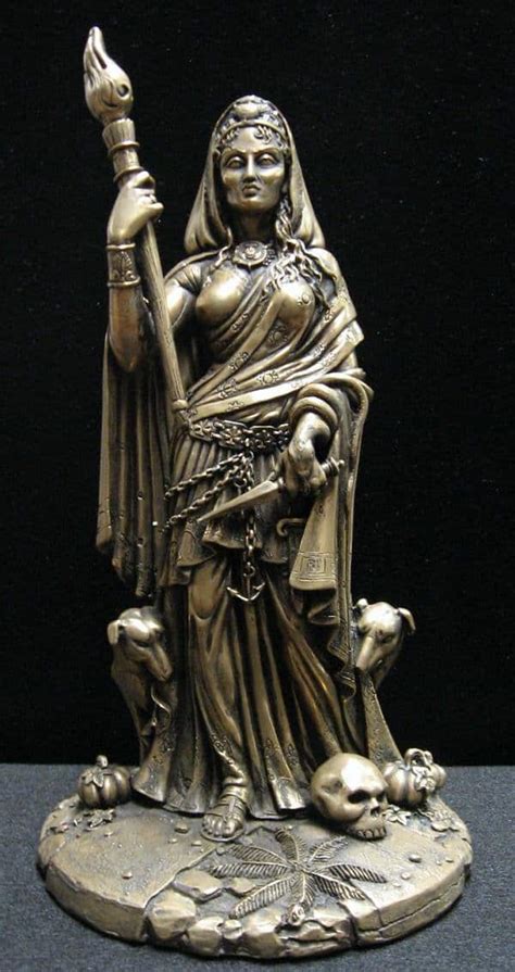 HECATE / HEKATE: Goddess of magic, witchcraft, the night, moon, ghosts ...