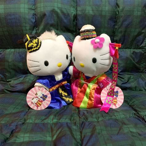 Hello Kitty & Daniel in Traditional Korean Costume | Etsy, Hello kitty ...