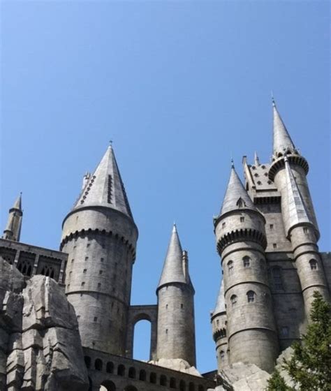 Universal Studios Japan Hogwarts Castle Walk, You can tour the inside of that castle!