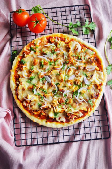 Chicken Tikka Pizza - Savory&SweetFood