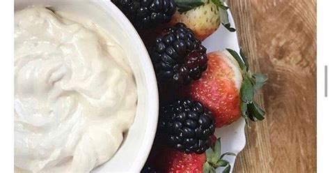 Greek Yogurt Fruit Dip | Foodtalk