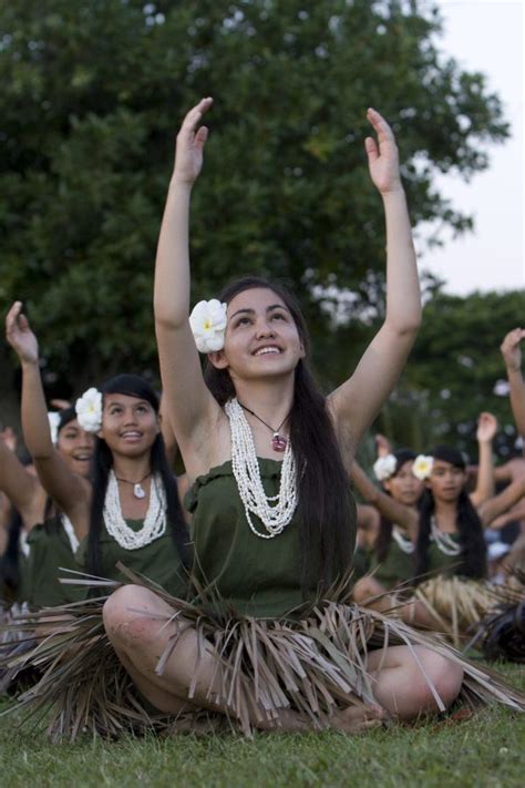 Guam Has an Amazing, Millennia-Old Indigenous Culture No One Knows ...