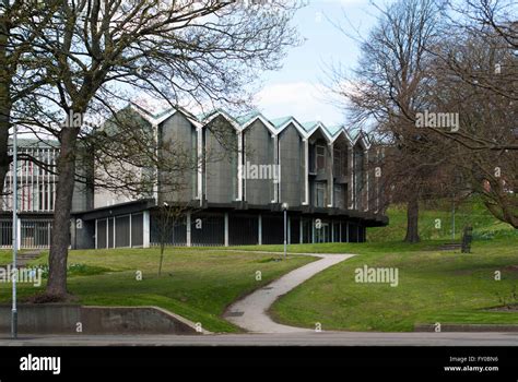 Image of the listed building formerly the Magistrates court in Chesterfield Derbyshire Stock ...