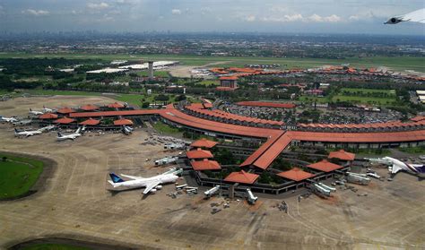 Soekarno-Hatta International Airport - Smoke Tree Manor