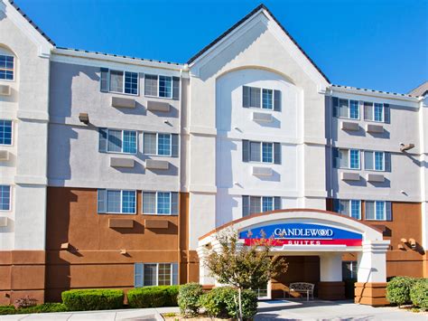 Extended Stay Hotel in Medford, Oregon | Candlewood Suites Medford with ...