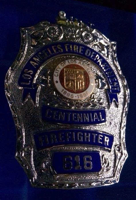 LOS ANGELES CITY FIRE DEPARTMENT RARE LAFD CENTENNIAL FIREFIGHTER BADGE ...