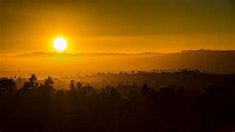 Sunset seen from Elysian Park (Angels Point) [OC] : r/LosAngeles