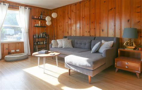 Drop the Paint Brush: Wood Paneling is Officially Cool Again | Living ...