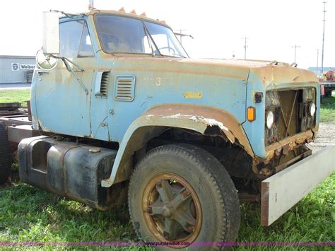 1970 GMC semi truck in Salina, KS | Item 1018 sold | Purple Wave