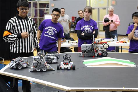 Ontario Tech hosting hundreds of students at 2022 Engineering Robotics ...