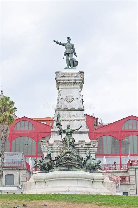 Statue of Prince Henry the Navigator Im Porto Editorial Photo - Image of bronze, travel: 259531291