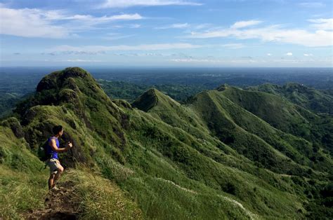 Mt. Batulao: Hikers forced to get guides despite not being required – Pinoy Mountaineer