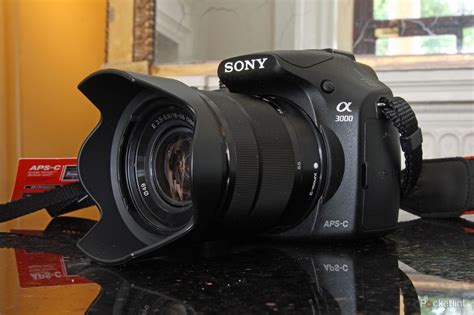 Sony A3000 hands-on: Cheap body, NEX lenses