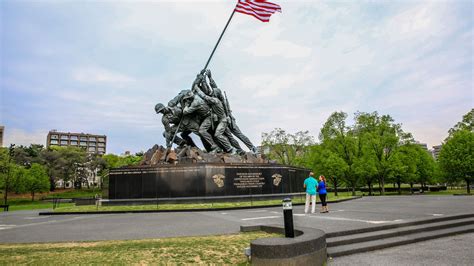 Marine Corps War Memorial (Iwo Jima) - StayArlington, VA