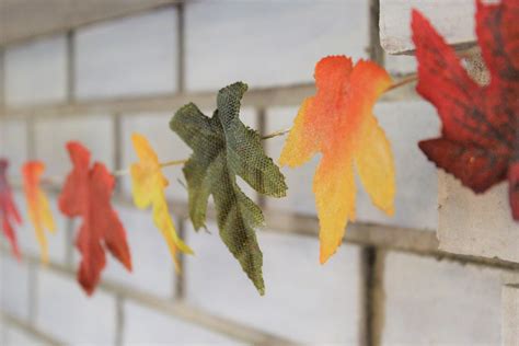 Easy DIY Fall Leaf Garland