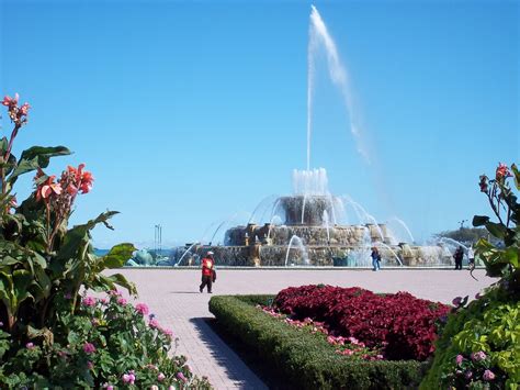 Buckingham Fountain - Chicago, United States | CityDays