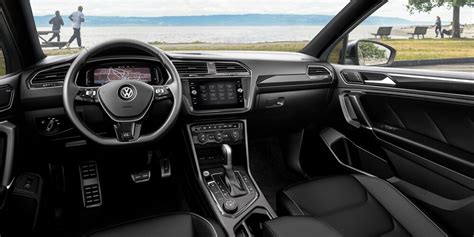 021 Volkswagen Tiguan Interior | Dimensions | Volkswagen of Oak Lawn