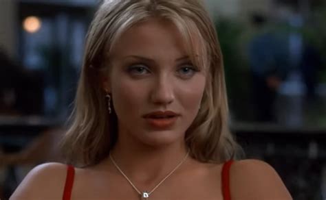 Cameron Diaz The Mask Outfits