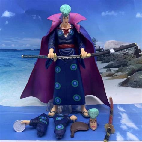 Kimono Nine Red Scabbards Kozuki Oden Samouraï Scabbards Statue 18 cm : Amazon.fr: Jeux et Jouets