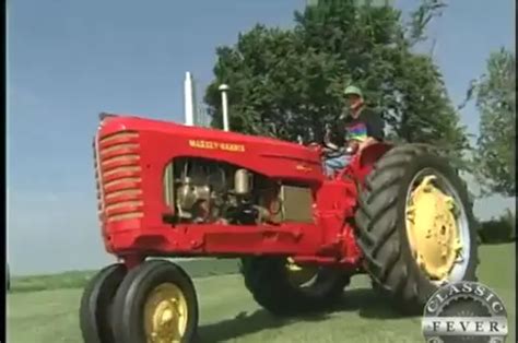 1957 Massey Harris 444 – Classic Tractor Fever TV