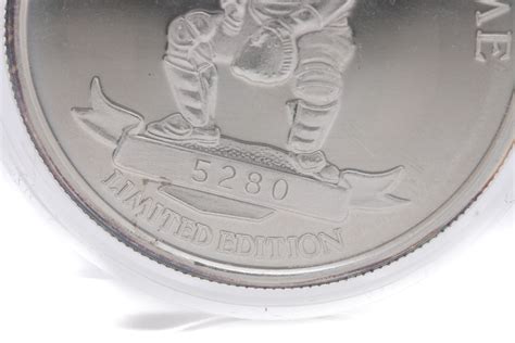 1989 Johnny Bench Hall of Fame Commemorative Silver Medal | EBTH