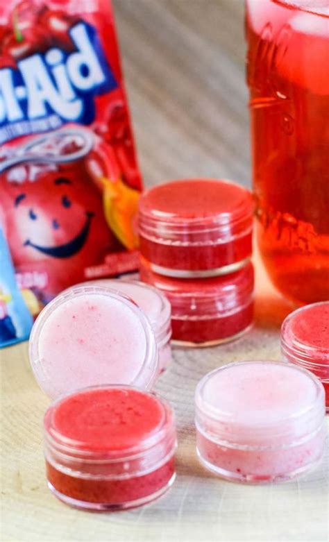 DIY Lip Gloss - Kool Aid Lip Gloss Idea {Easy} Kool Aid Lip Balm Recipe - How To Make Lip Gloss ...