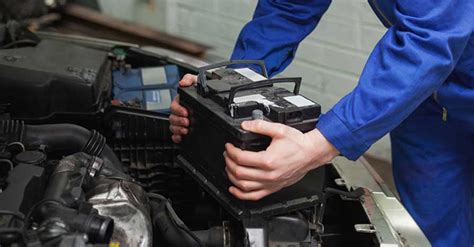 How to Replace a Car Battery: NAPA KNOW HOW