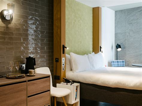 Rooms at Market Street Hotel in Edinburgh, United Kingdom - Design Hotels™