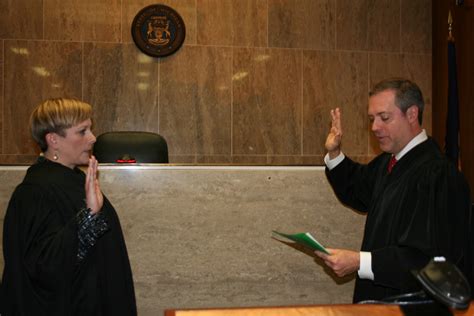 New judge takes oath of office at Oakland County Circuit Court – The ...