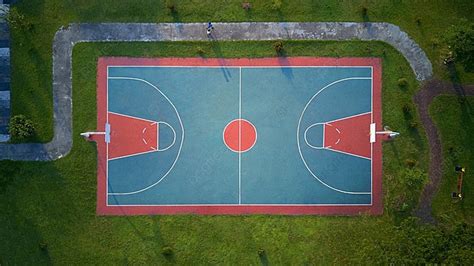 Background Lapangan Basket Terbuka Di Tampilan Atas Drone Udara Taman Foto Dan Gambar Untuk ...