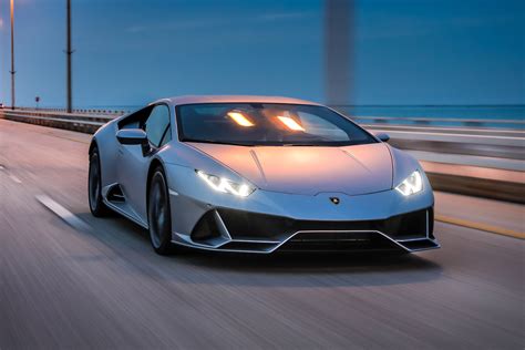 New Lamborghini Huracán Evo review – mid-engined supercar to take on Ferrari 488 GTB | evo