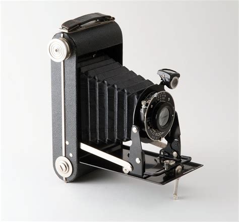 Kodak Six-20 Junior 620 Roll Film Folding Camera with Case Working ...