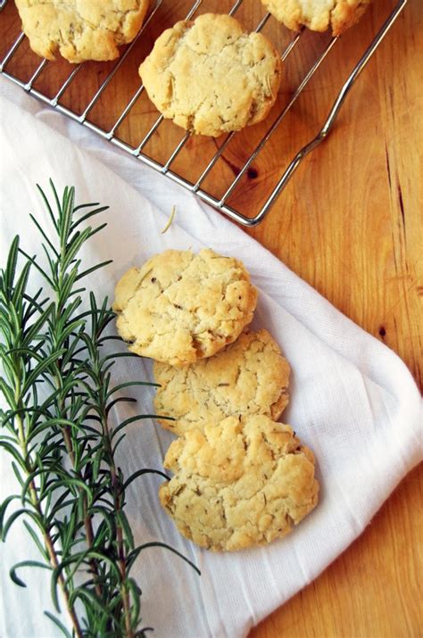 This Cheddar Cheese Cookie Recipe is the Perfect Savory Treat -Suburbia Unwrapped